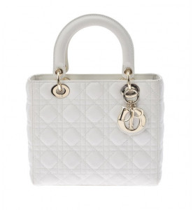 Dior СУМКА LADY DIOR, МОДЕЛЬ СРЕДНЕГО ФОРМАТА