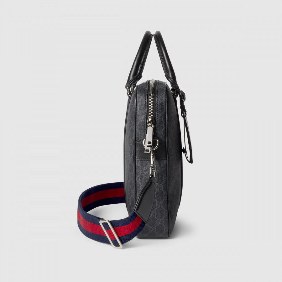 Gucci МАЛЕНЬКИЙ ПОРТФЕЛЬ GG С ПЛЕЧЕВЫМ РЕМНЕМ