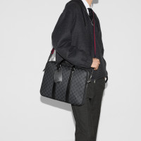 Gucci МАЛЕНЬКИЙ ПОРТФЕЛЬ GG С ПЛЕЧЕВЫМ РЕМНЕМ