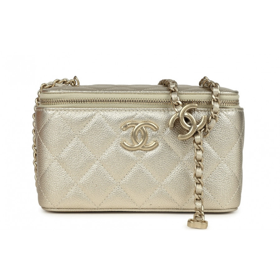 Chanel Сумка-трансформер Classic Powder Lambskin Pearl Crush Vanity