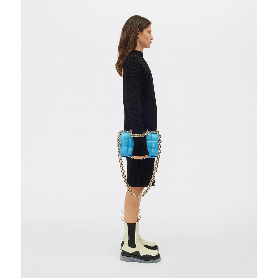 Bottega Veneta Дутая сумка на цепочке THE CHAIN CASSETTE