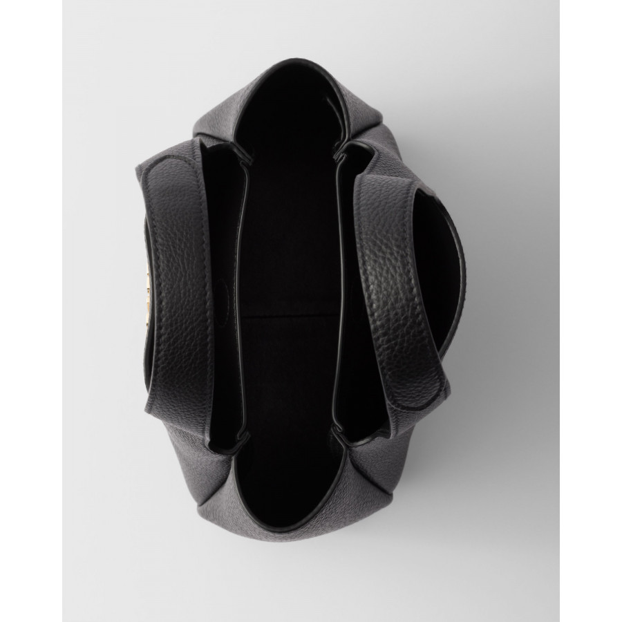 Prada Кожаная мини сумочка