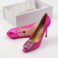 Manolo Blahnik Атласные туфли Hangisi 90