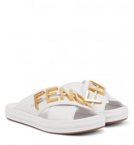 FENDI Кожаные шлепанцы Fendigraphy