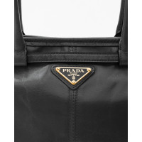Prada Кожаная сумка Bonnie среднего размера
