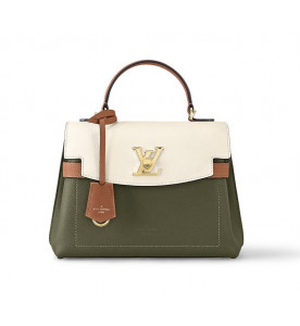 Louis Vuitton СУМКА LOCKME EVER BB