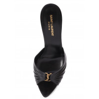 Saint Laurent Кожаные лакированные мюли Babylone