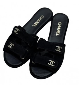 CHANEL Шлепанцы замшевые