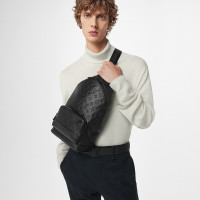 Louis Vuitton Сумка-слинг Racer