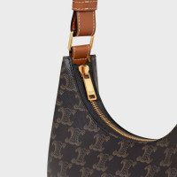 CELINE СУМКА AVA BAG ИЗ ПАРУСИНЫ TRIOMPHE И ТЕЛЯЧЬЕЙ КОЖИ