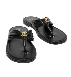 CHANEL Шлепанцы