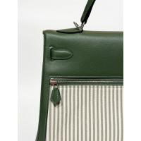Hermes Сумка Kelly Lakis 32      <br>