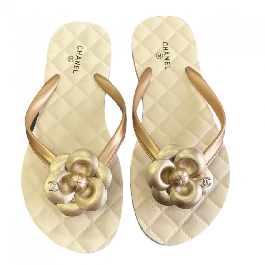 CHANEL Шлепанцы