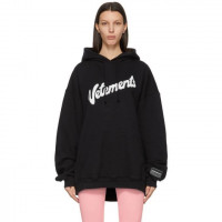 VETEMENTS ТОЛСТОВКА С КАПЮШОНОМ VETEMENTS SWEET LOGO