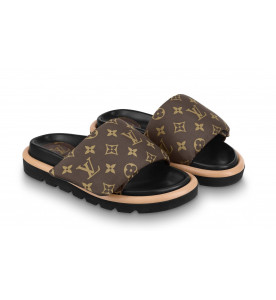 Louis Vuitton МЮЛИ POOL PILLOW