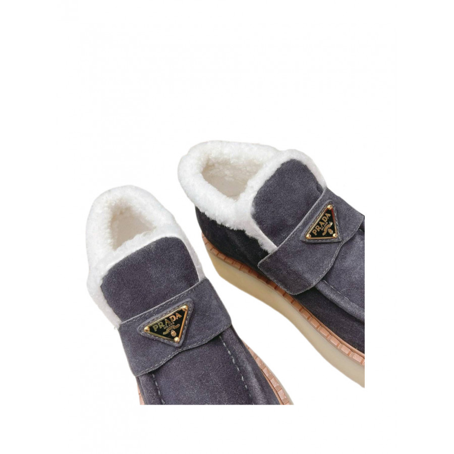 Prada Замшевые лоферы Suede с мехом