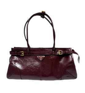 Prada Кожаная сумка среднего размера