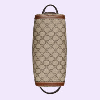 Gucci НЕСЕССЕР С ПЕРЕПЛЕТЕННЫМИ БУКВАМИ G