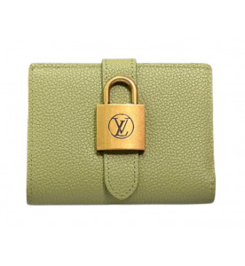 Louis Vuitton Кошелёк Low Key Compact