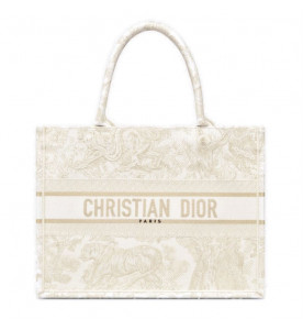 Dior СУМКА DIOR BOOK TOTE, МОДЕЛЬ СРЕДНЕГО ФОРМАТА
