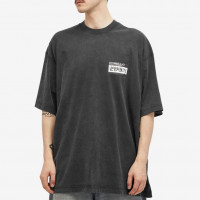 VETEMENTS Футболка «My Name Is»