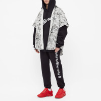 VETEMENTS ТОЛСТОВКА С КАПЮШОНОМ VETEMENTS SWEET LOGO