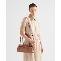 Prada Кожаная сумка Bonnie среднего размера